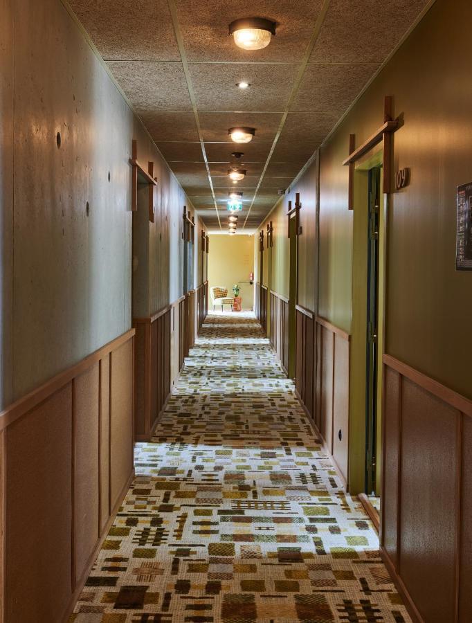 Ore, Hotel