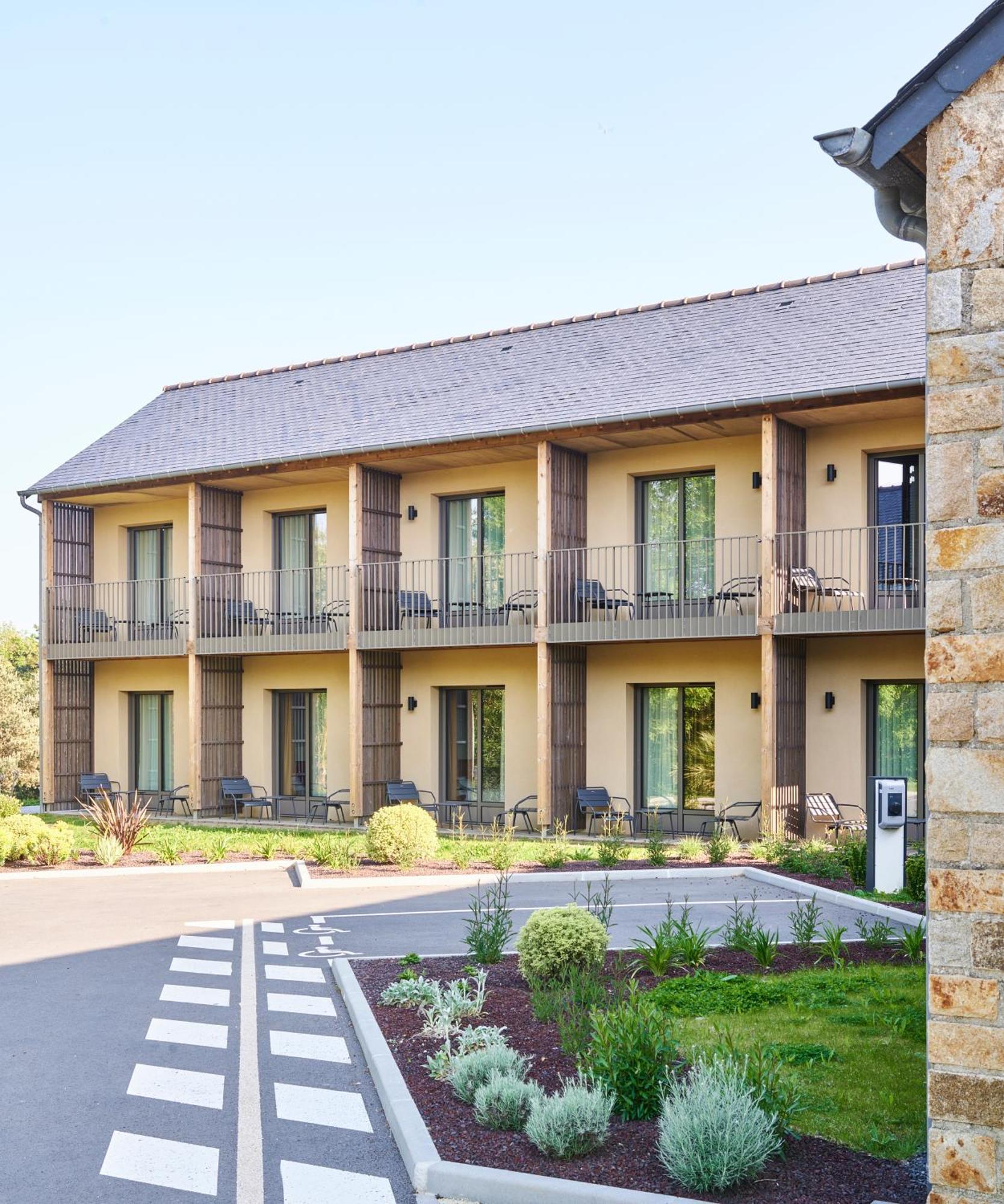 Ore, Hotel 4*